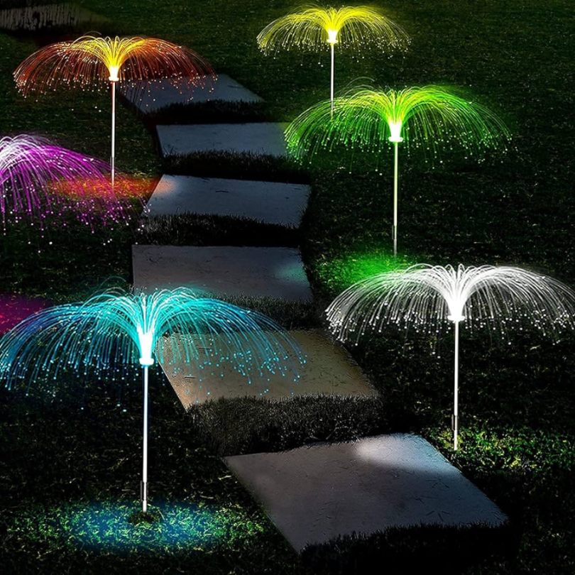 Jellyfish Solar Garden Light single layer